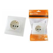 Розетка СУ 1-м с/з 16А ТДМ Таймыр белый